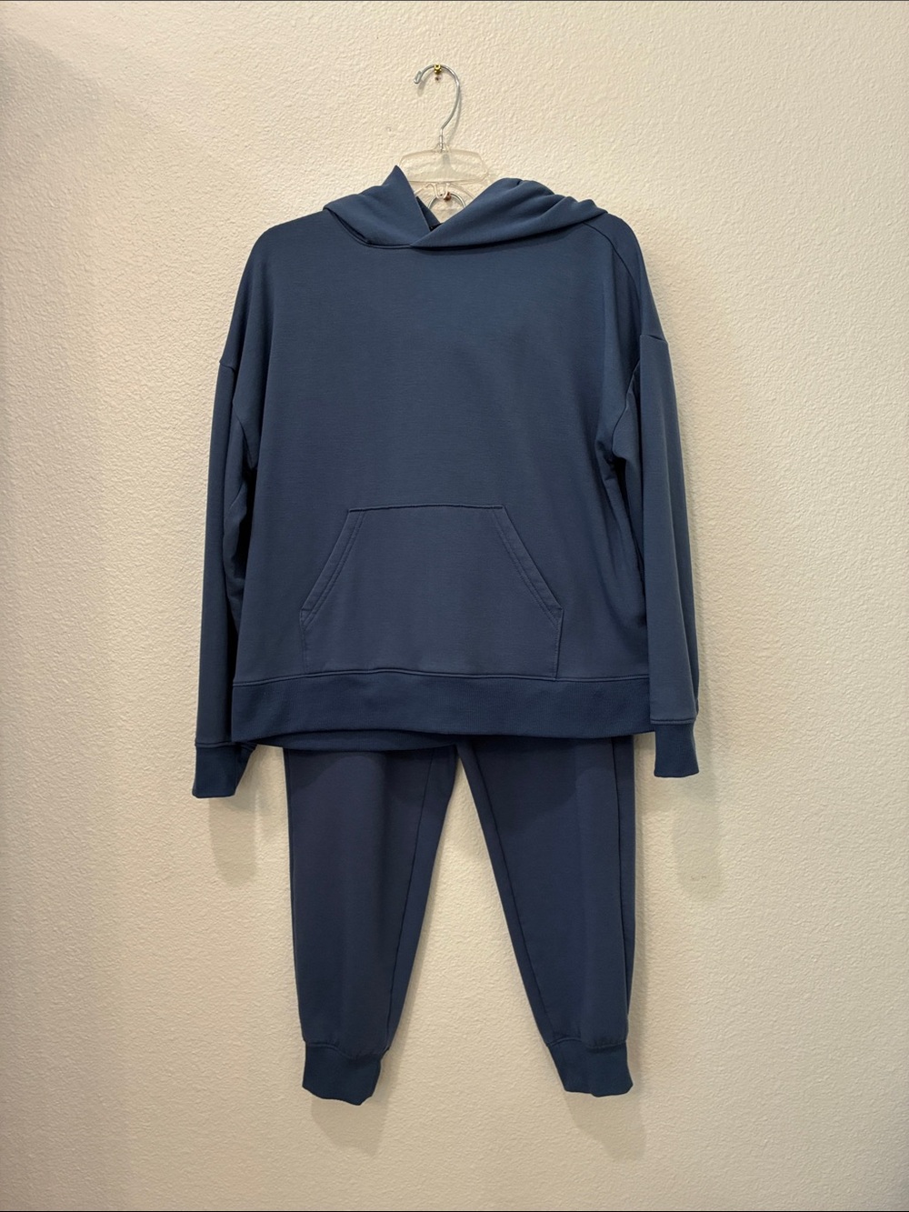 Athletic Works women’s blue athletic set size medium